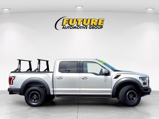 Certified 2018 Ford F150 Raptor w/ Equipment Group 802A Luxury image 6