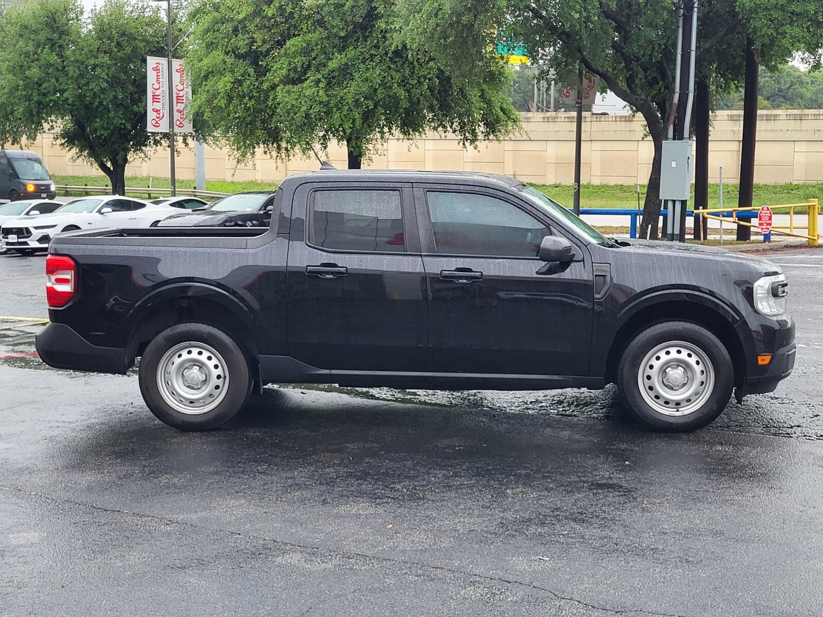 Certified 2024 Ford Maverick XL image 2