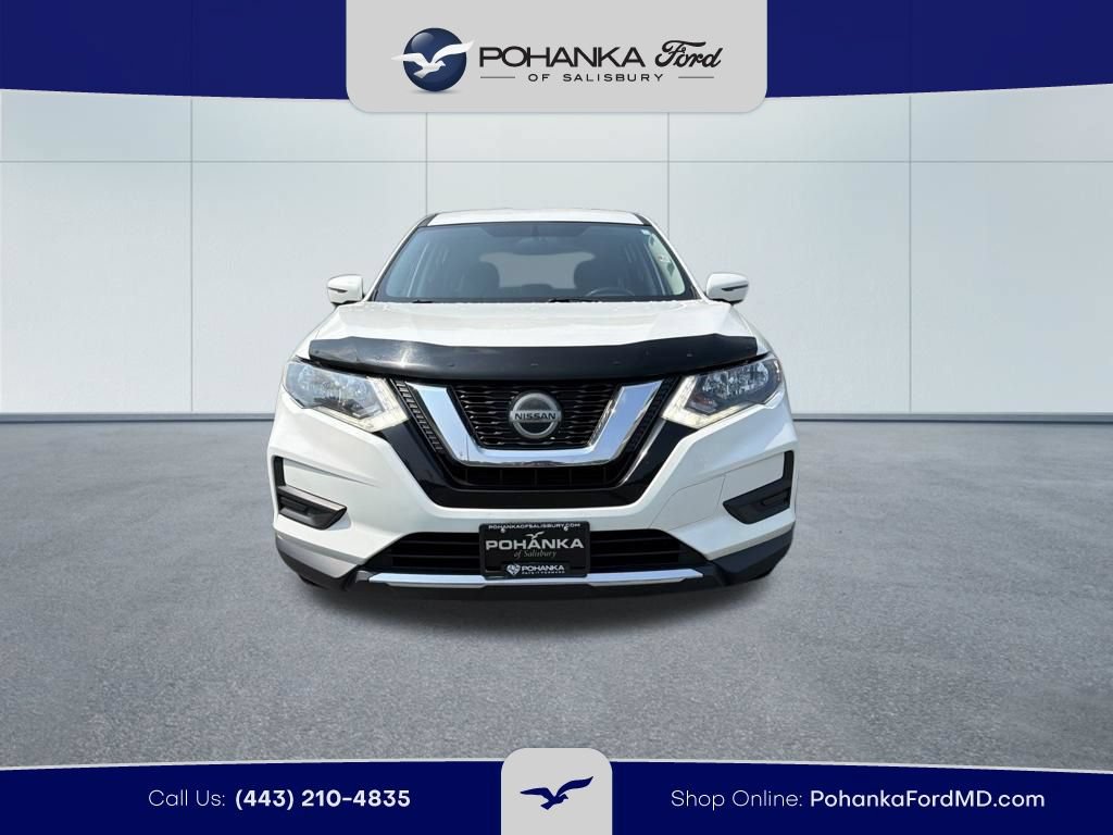 Used 2018 Nissan Rogue SV FWD image 3