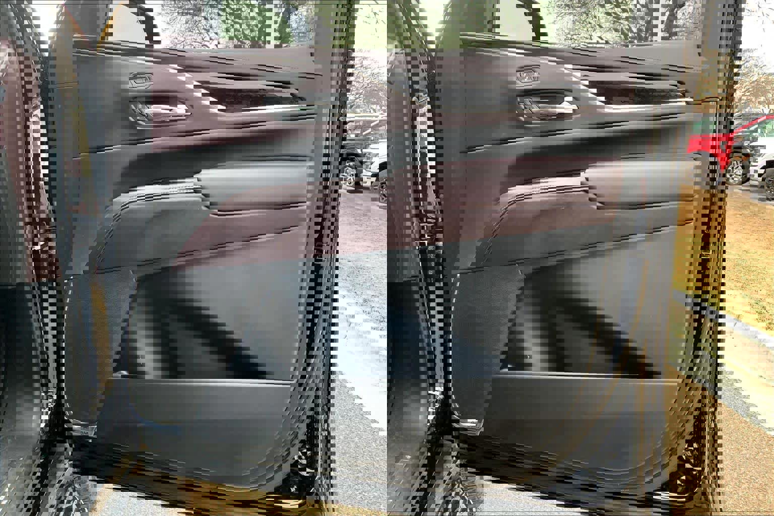 Used 2021 Cadillac Escalade Sport Platinum image 22