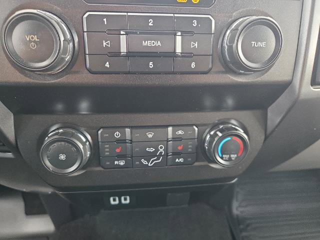 Certified 2019 Ford F250 XLT w/ XLT Premium Package AWD/4WD image 26