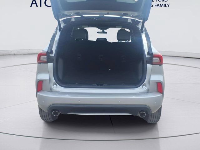 Certified 2023 Ford Escape ST-Line w/ Tech Pack #1 AWD/4WD image 7