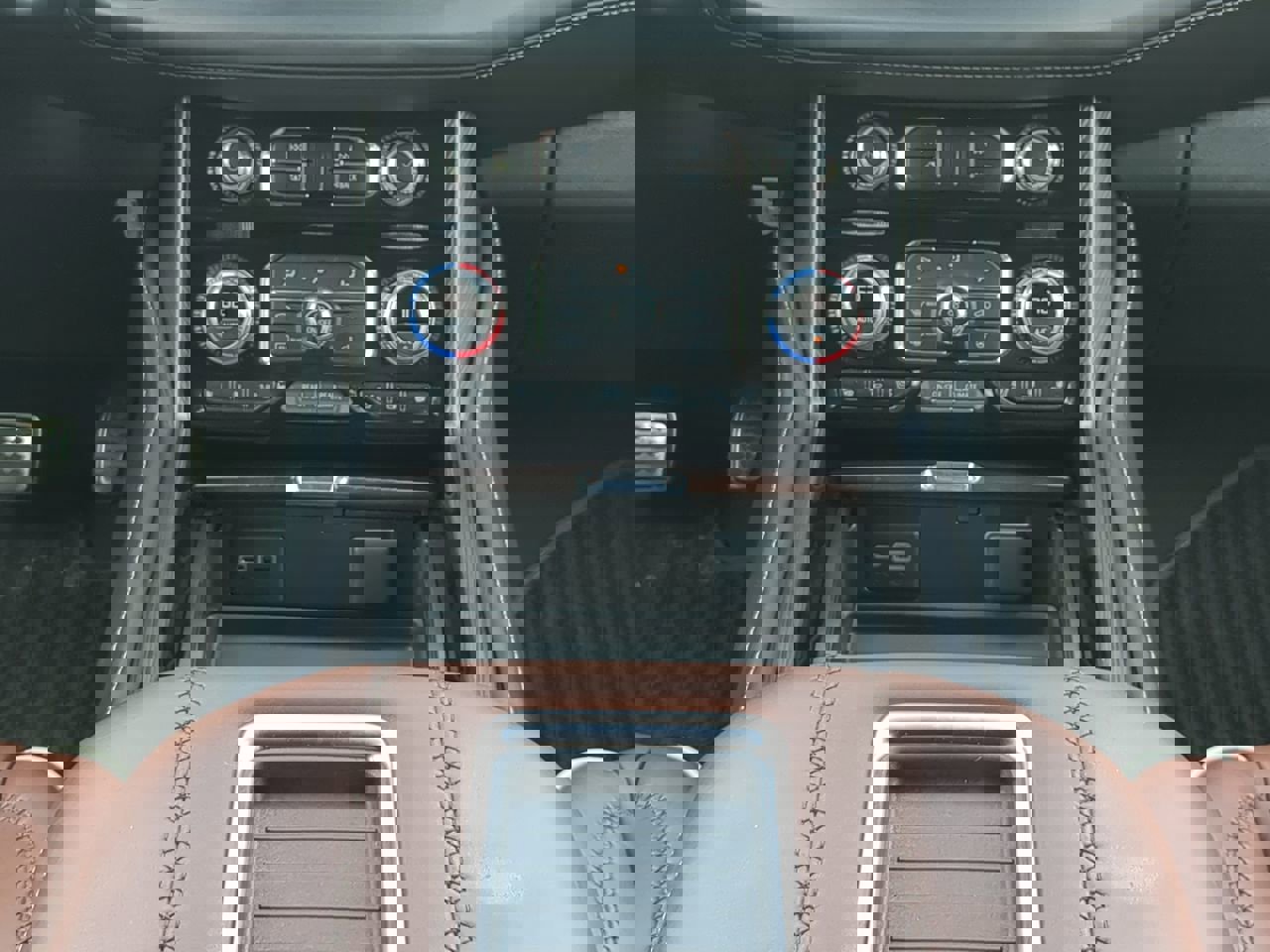 Used 2023 GMC Yukon XL Denali Ultimate image 17