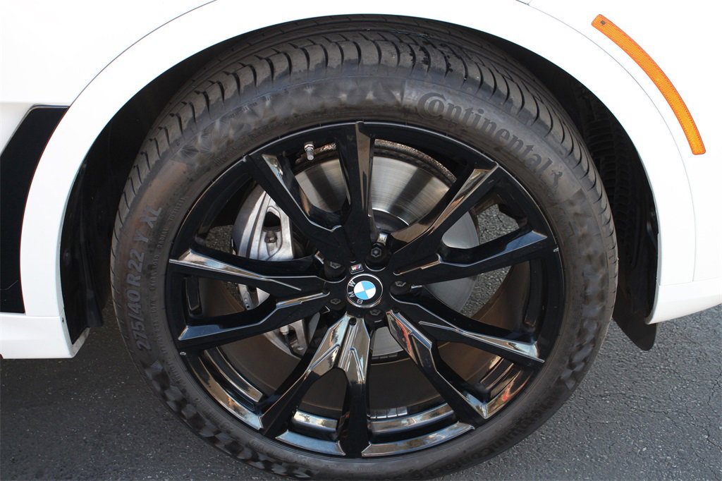 Used 2023 BMW X7 xDrive40i w/ M Sport Package image 14
