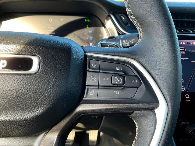 Used 2023 Jeep Grand Cherokee 4WD 4xe w/ Luxury Tech Group II image 14