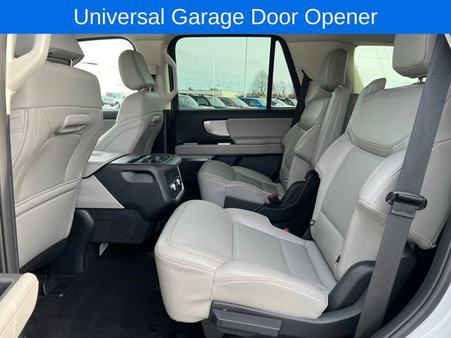 Certified 2025 Ford Expedition Active image 10