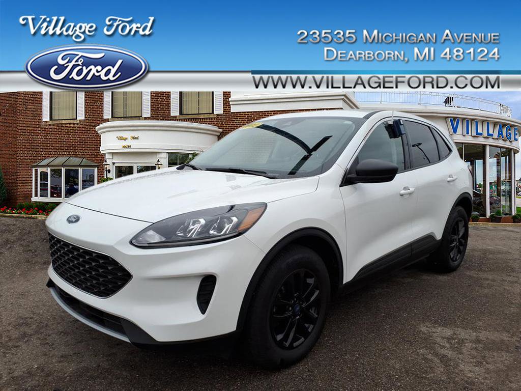 Certified 2022 Ford Escape SE w/ Convenience Package