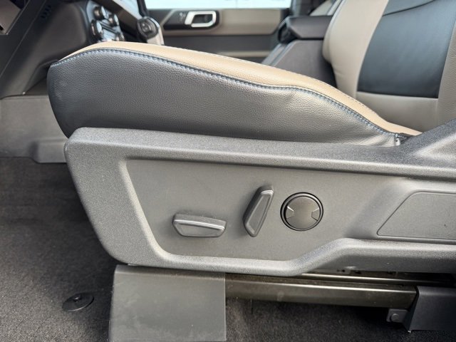 Certified 2022 Ford Bronco Wildtrak image 9