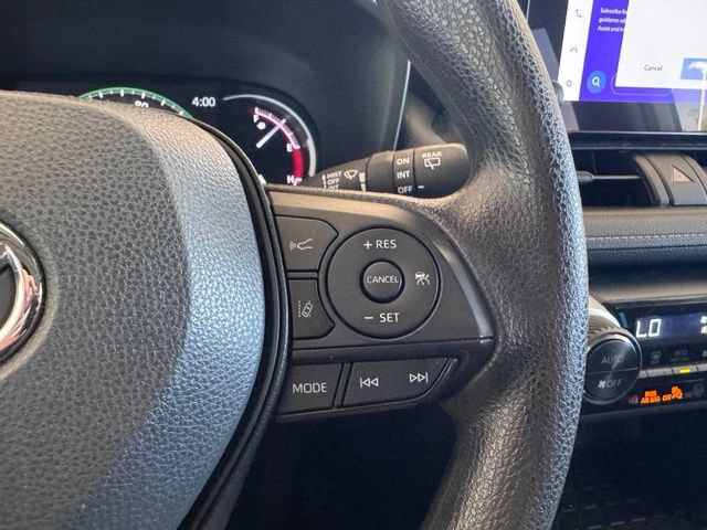 Used 2024 Toyota RAV4 XLE FWD image 16