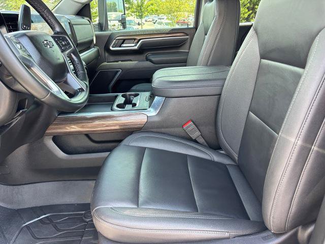 Used 2025 Chevrolet Silverado 2500 LT w/ Trail Boss Package AWD/4WD image 17