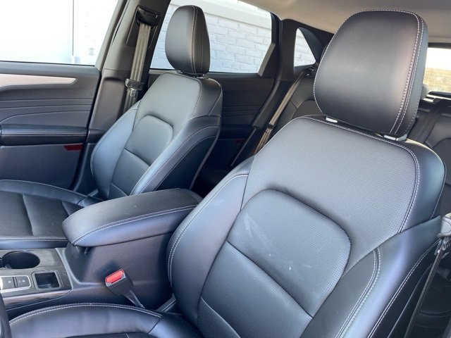 Certified 2024 Ford Escape Platinum image 21