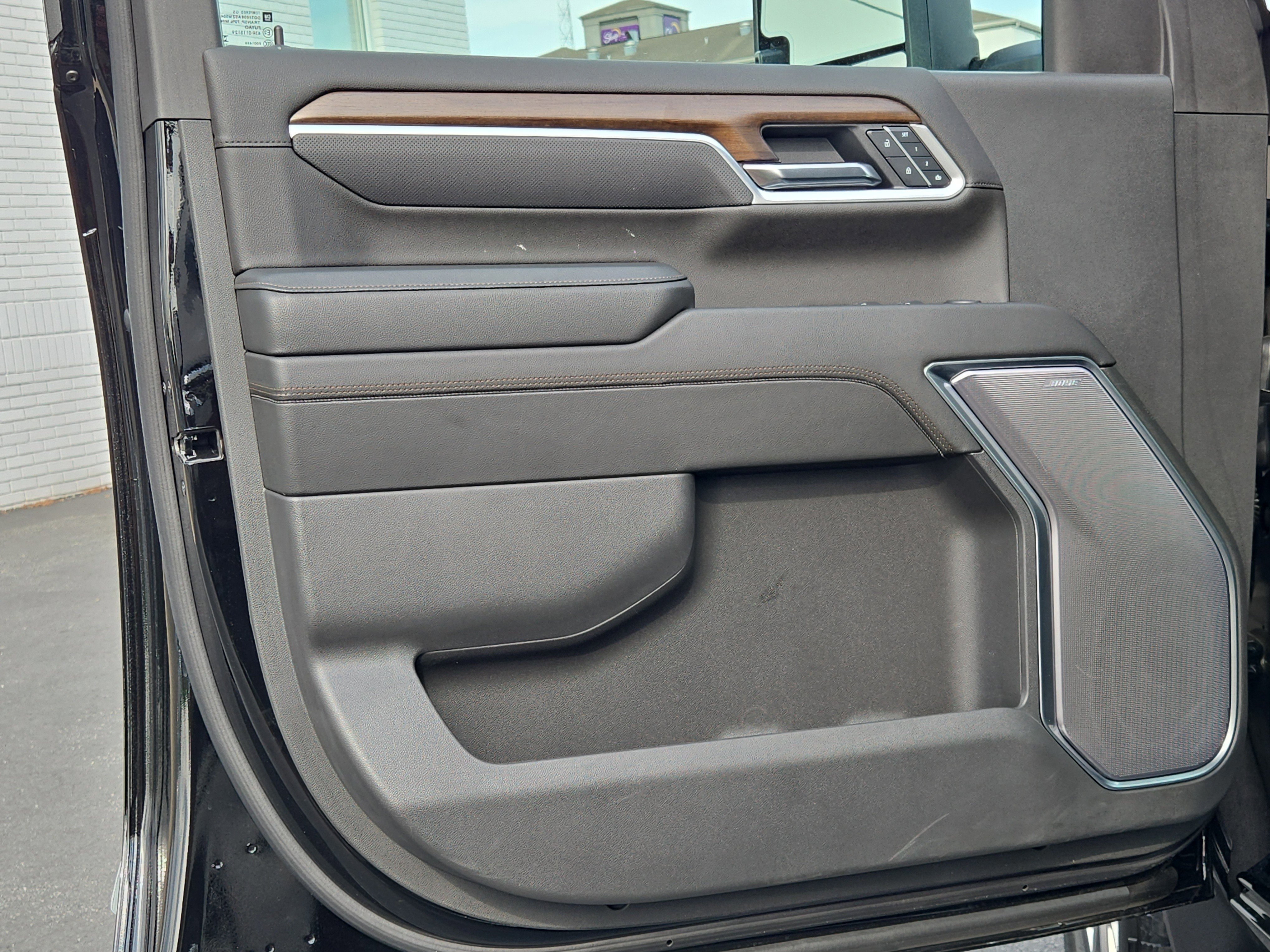 Used 2025 Chevrolet Silverado 2500 High Country w/ Technology Package image 22