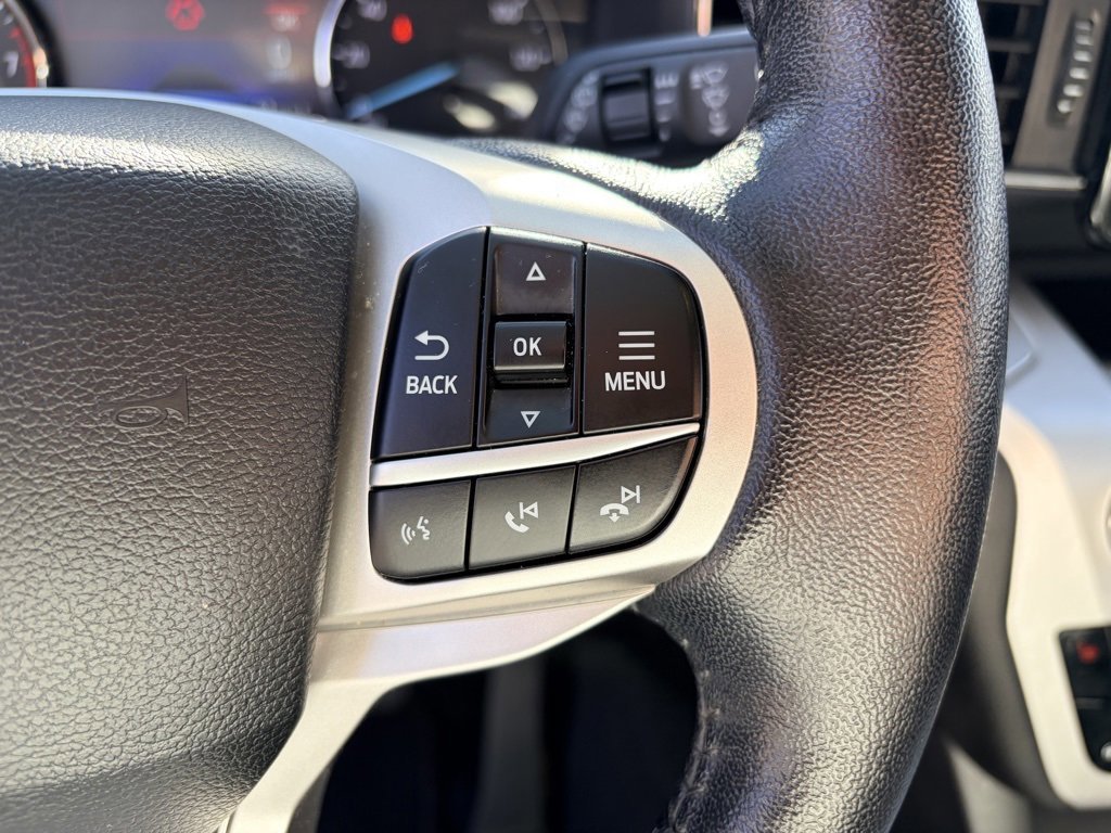 Certified 2021 Ford Explorer XLT w/ Equipment Group 202A image 9