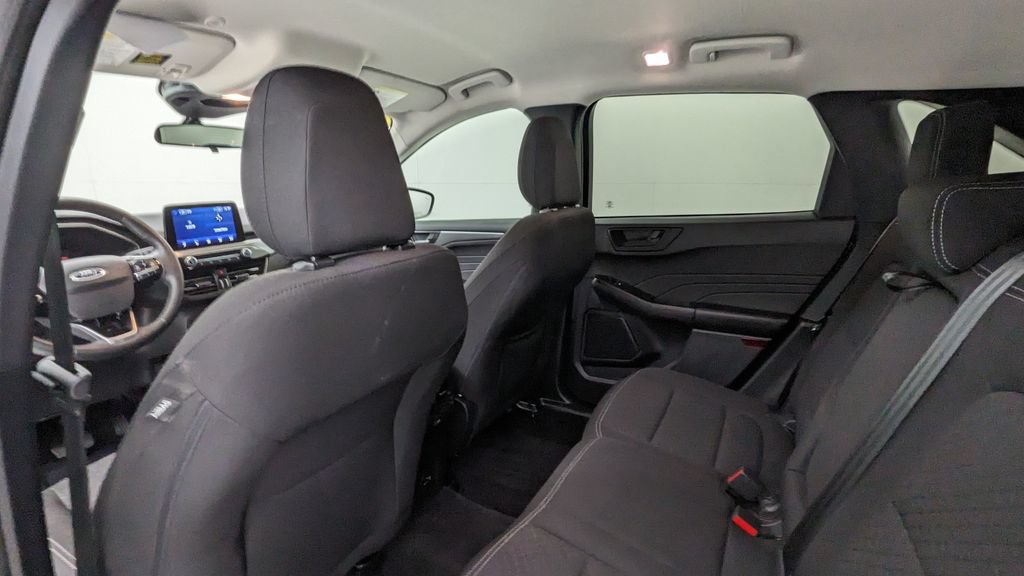 Certified 2023 Ford Escape Active w/ Cold Weather Package FWD image 32