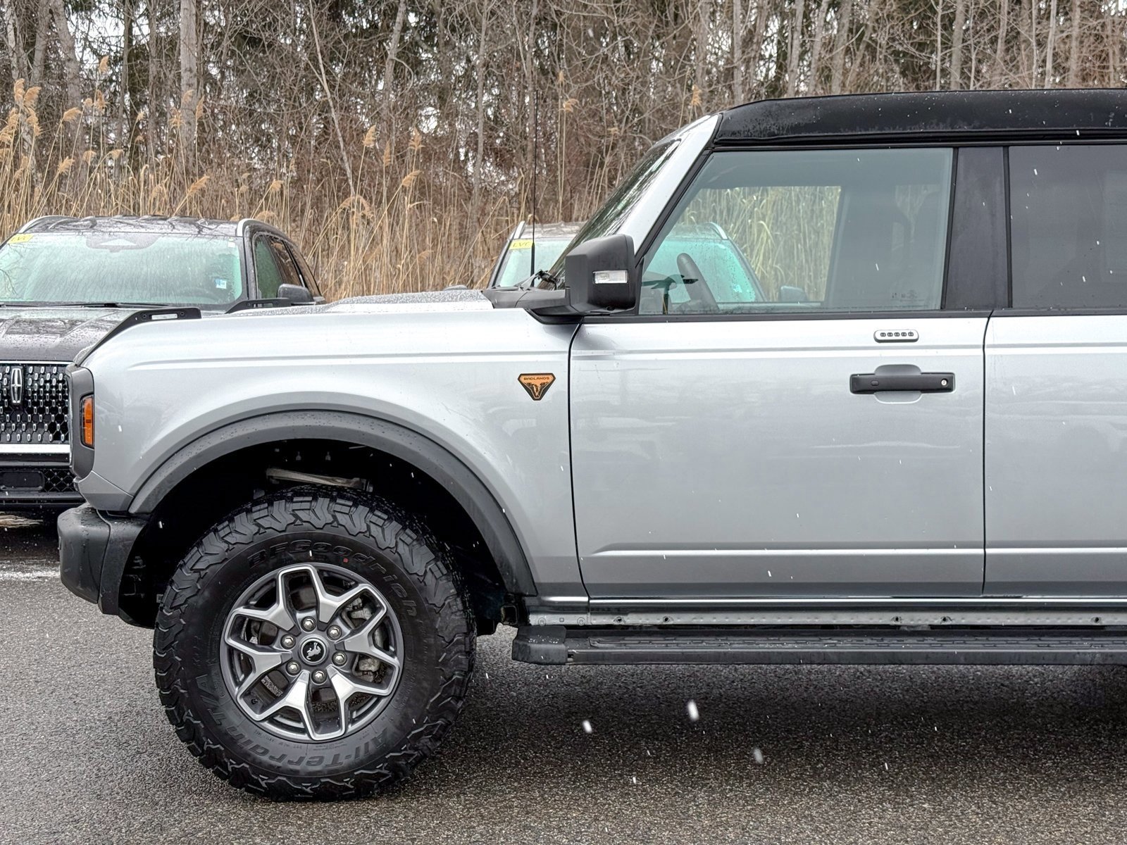 Certified 2023 Ford Bronco Badlands image 9