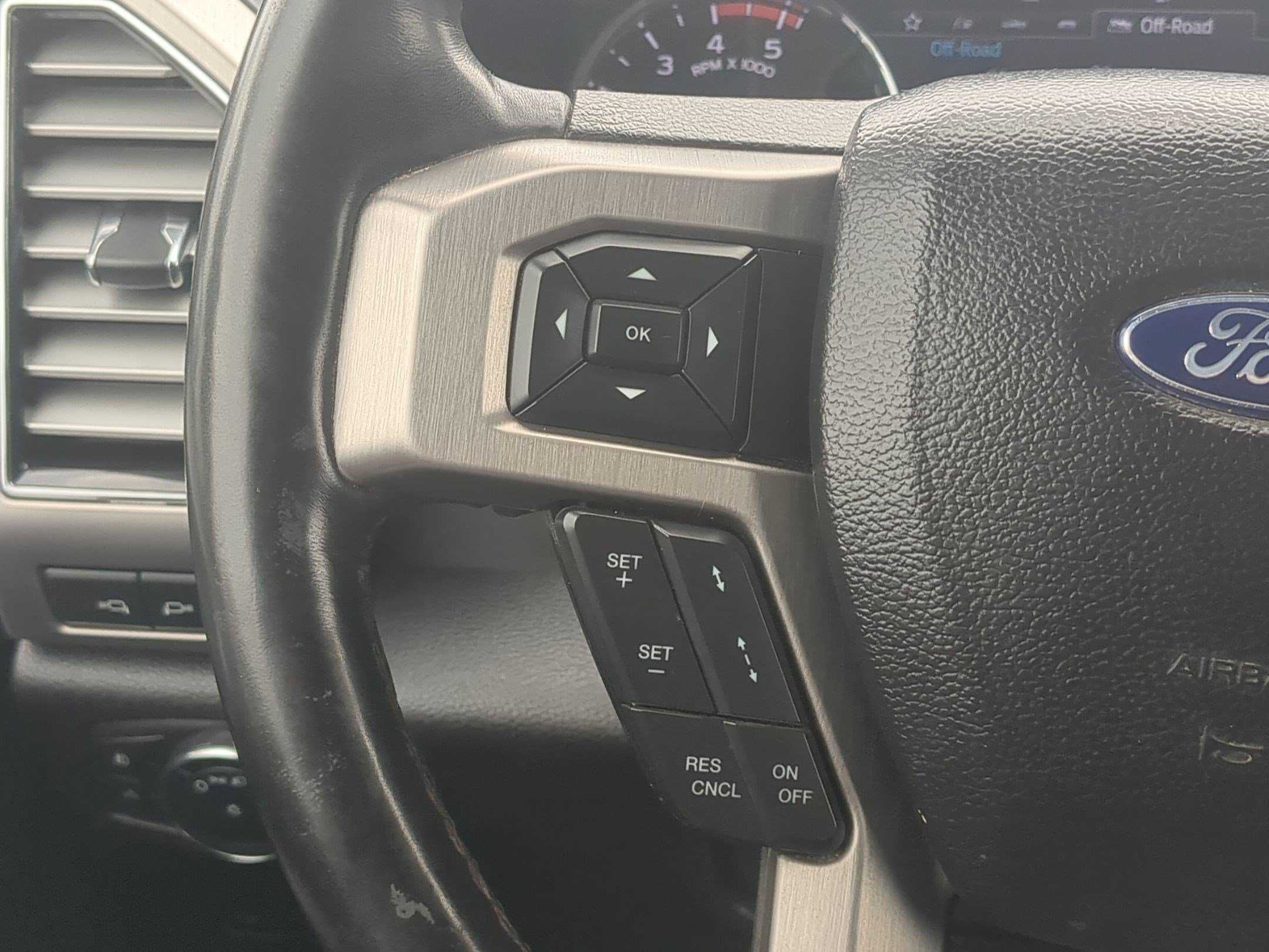 Certified 2021 Ford F350 Platinum AWD/4WD image 20