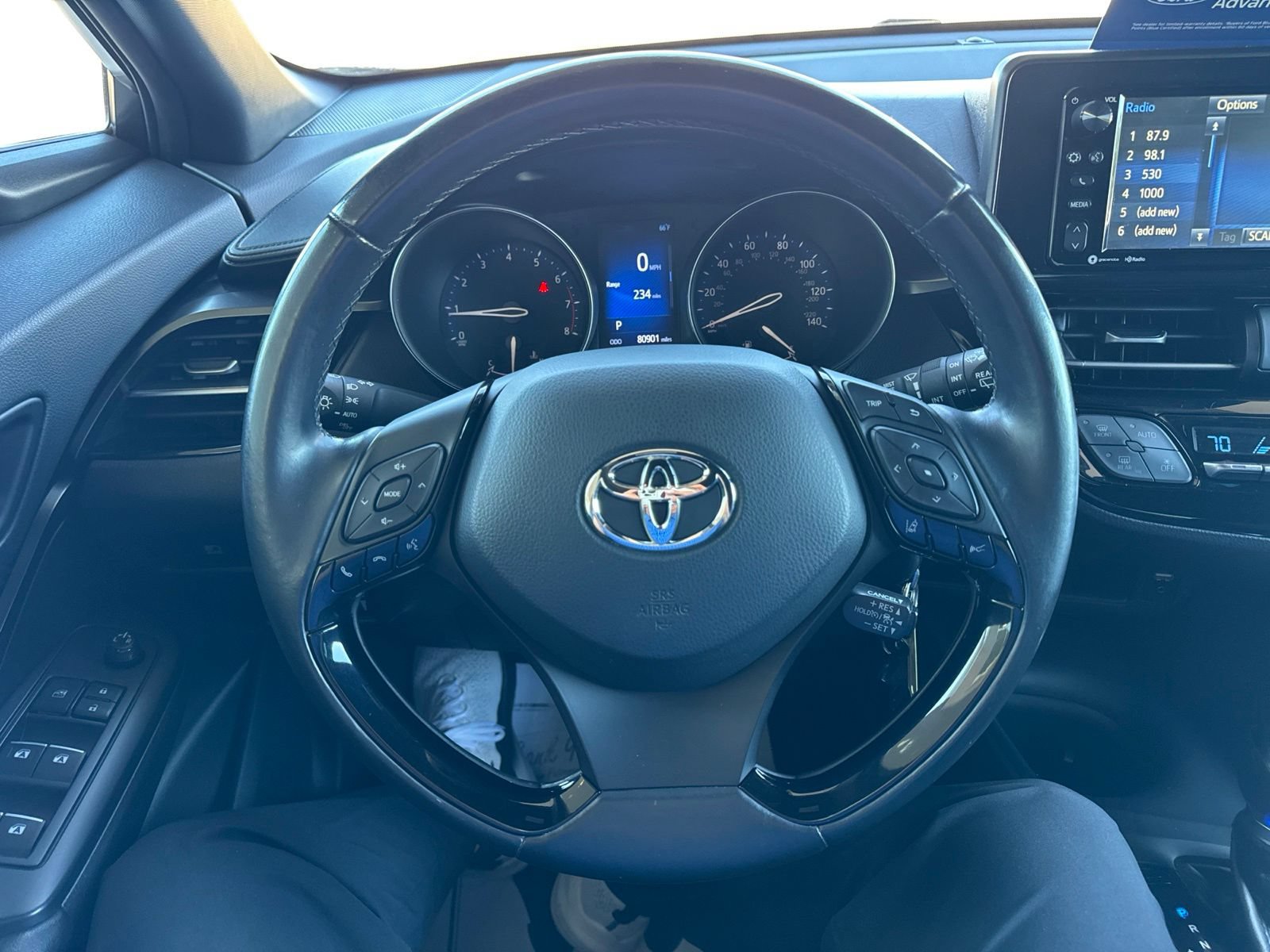 Used 2018 Toyota C-HR XLE FWD image 24