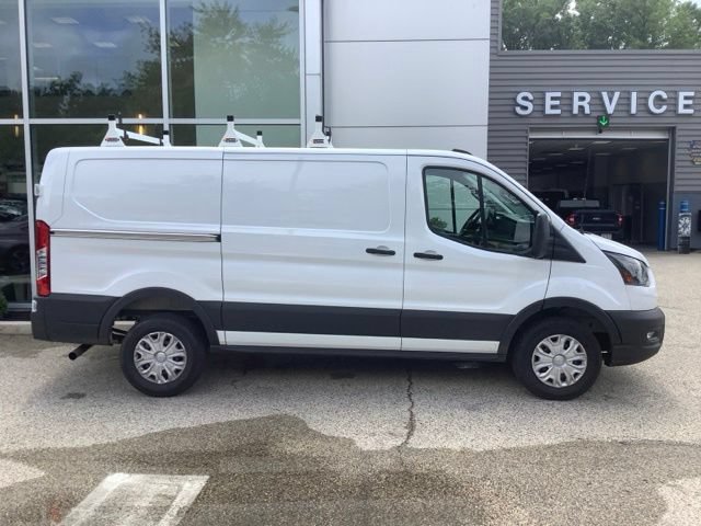 Certified 2026 Ford Transit 250 Low Roof w/ Exterior Upgrade Package RWD image 2