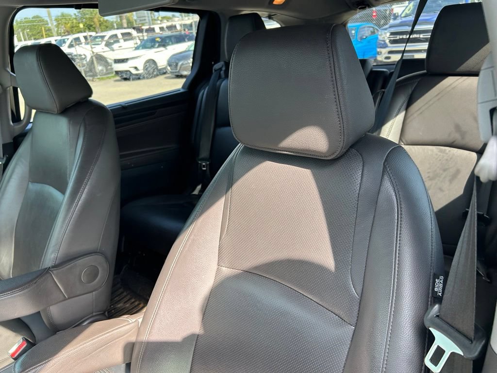 Used 2019 Honda Odyssey Elite image 11