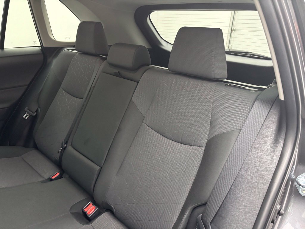 Used 2025 Toyota RAV4 XLE AWD/4WD image 38