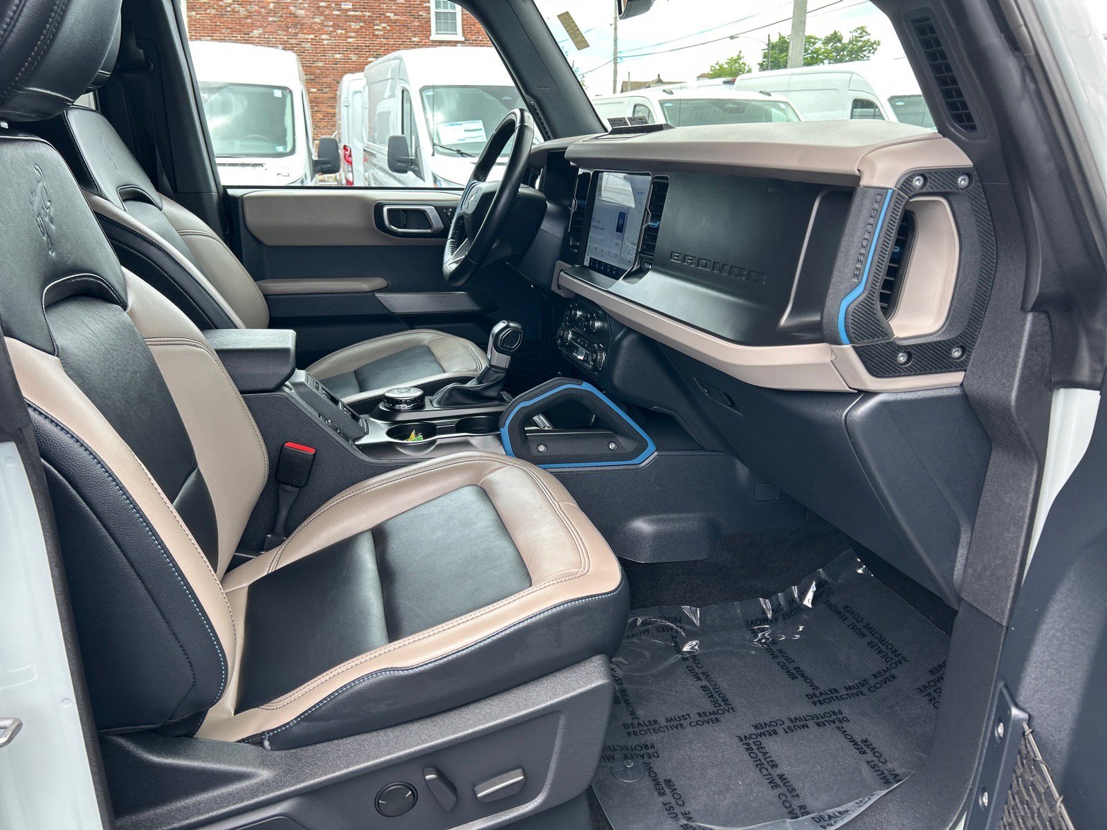 Certified 2023 Ford Bronco Wildtrak AWD/4WD image 17