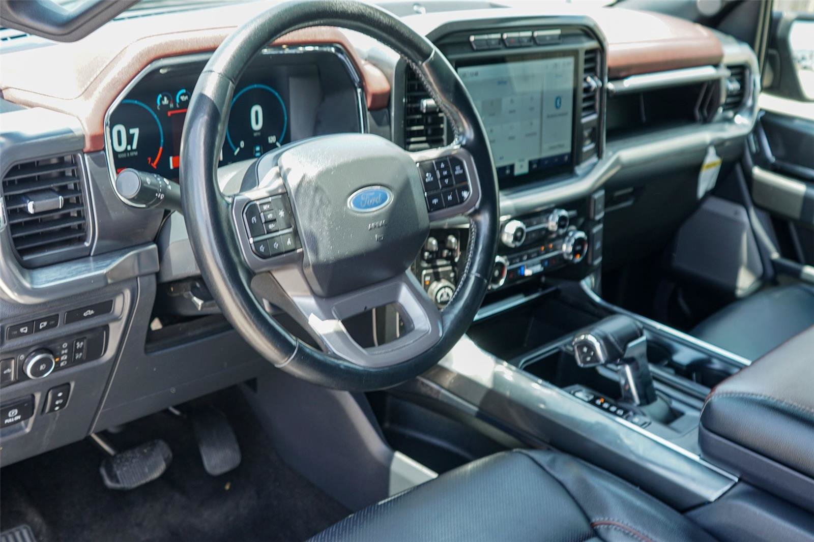 Certified 2022 Ford F150 Lariat AWD/4WD image 9