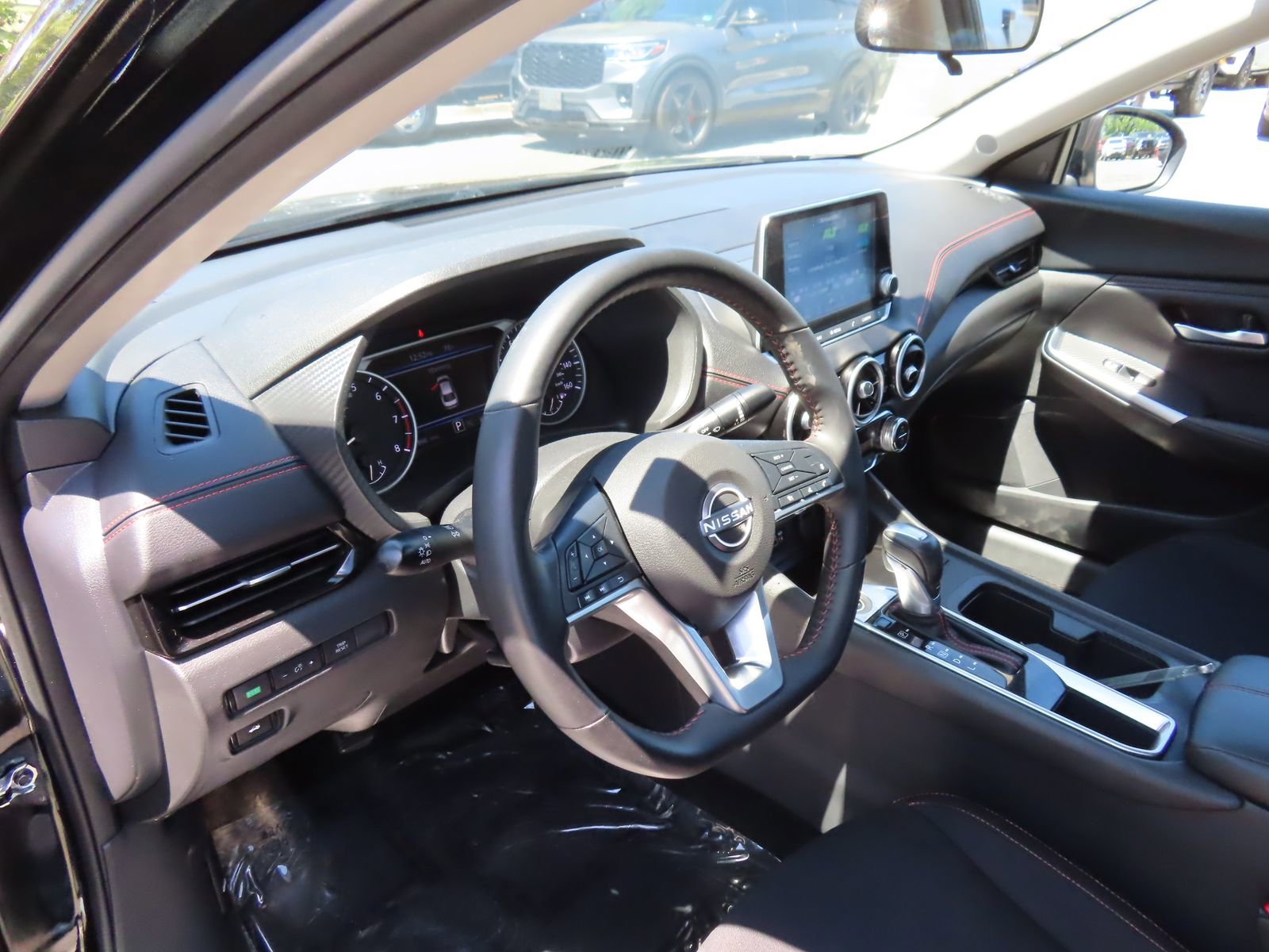 Used 2025 Nissan Sentra SR w/ Midnight Edition FWD image 14