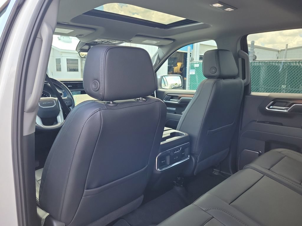 Used 2025 GMC Sierra 1500 Denali AWD/4WD image 13