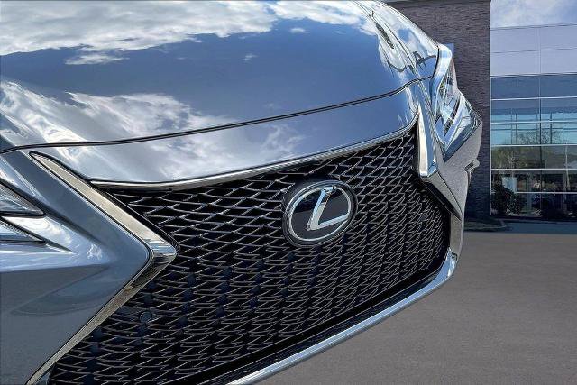 Used 2024 Lexus ES 350 F Sport w/ Accessory Package (Z2) FWD image 33