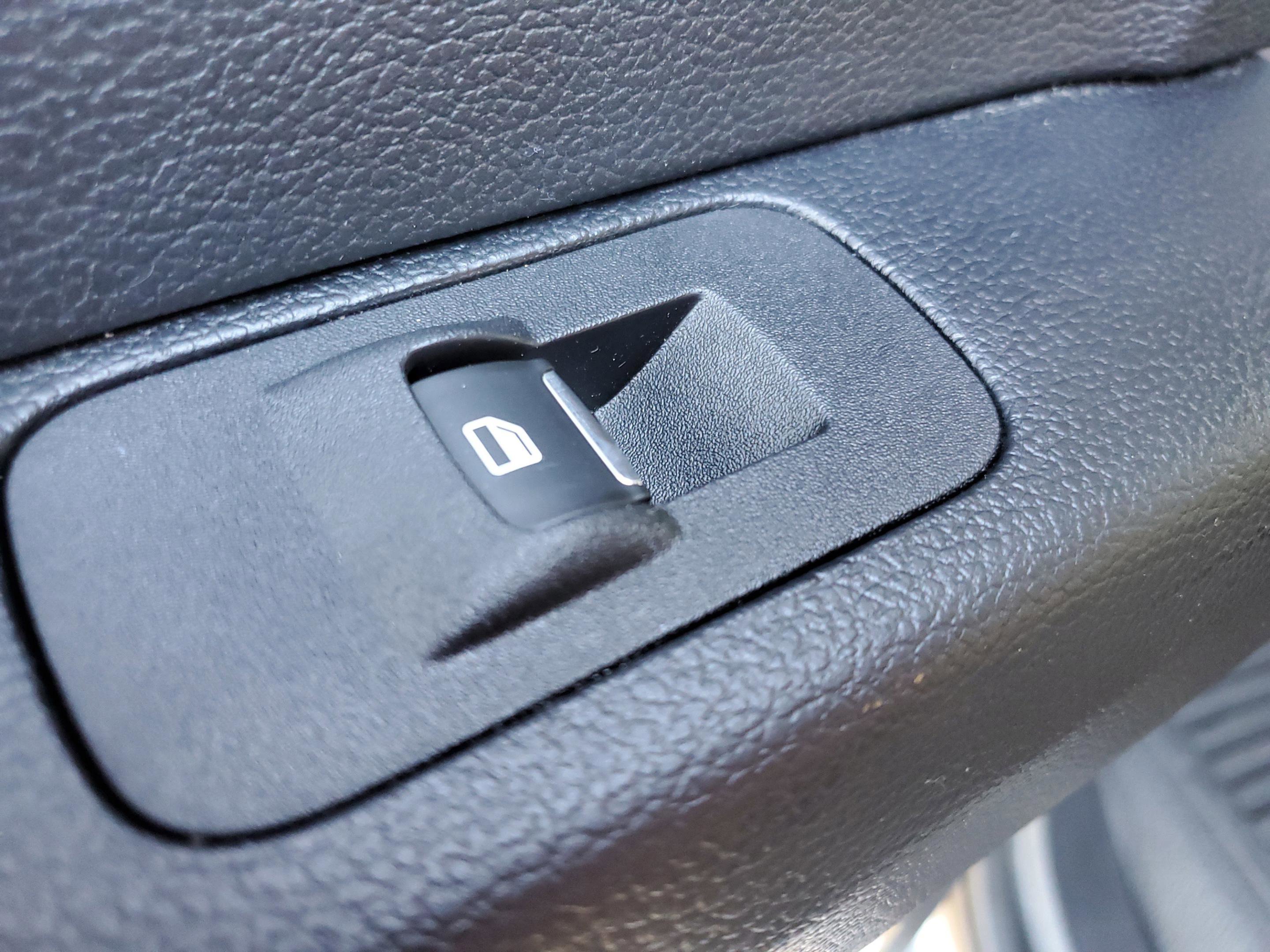 Certified 2021 Ford F350 Lariat w/ Lariat Value Package image 16