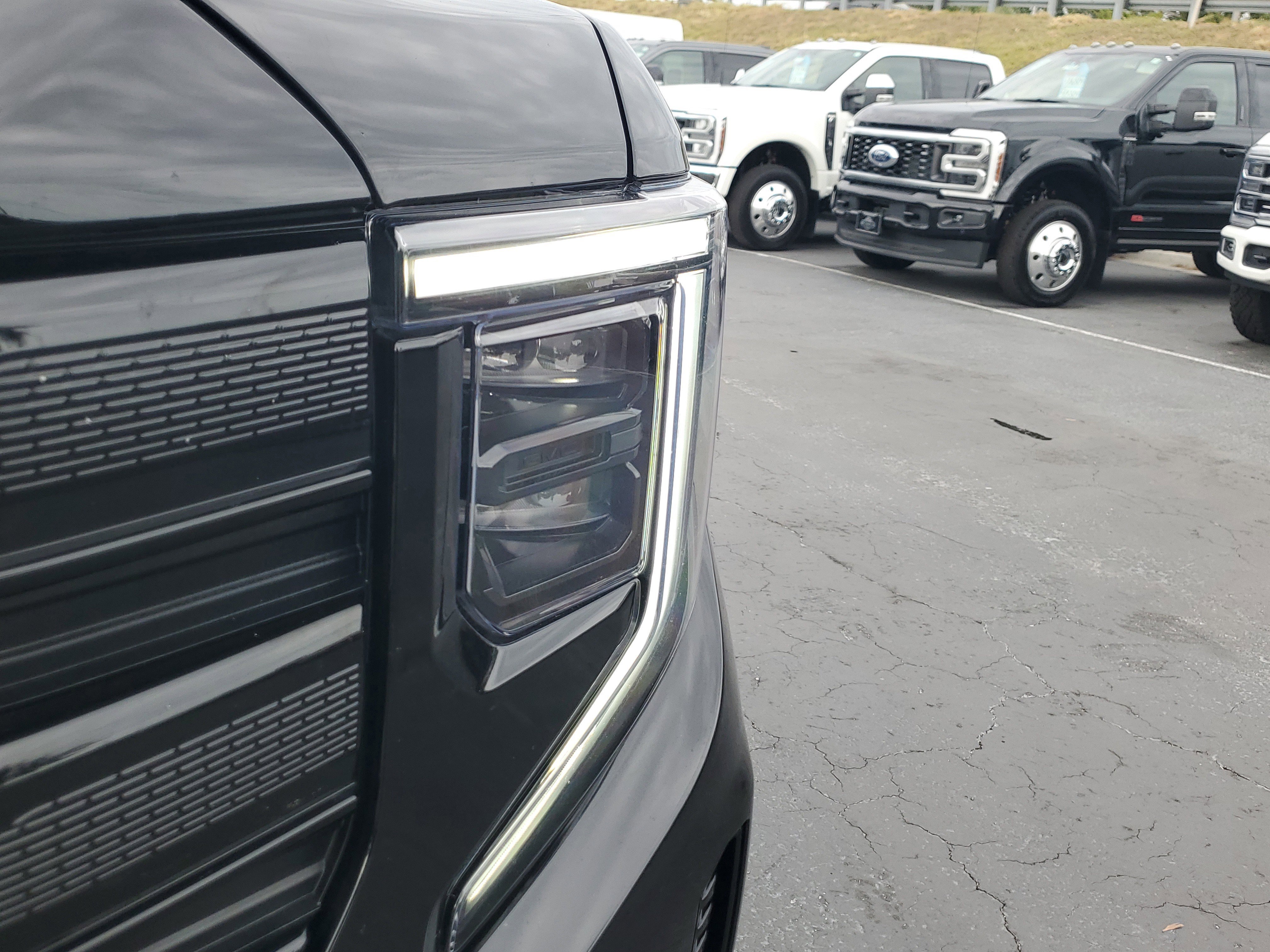 Used 2023 GMC Sierra 1500 Elevation image 7