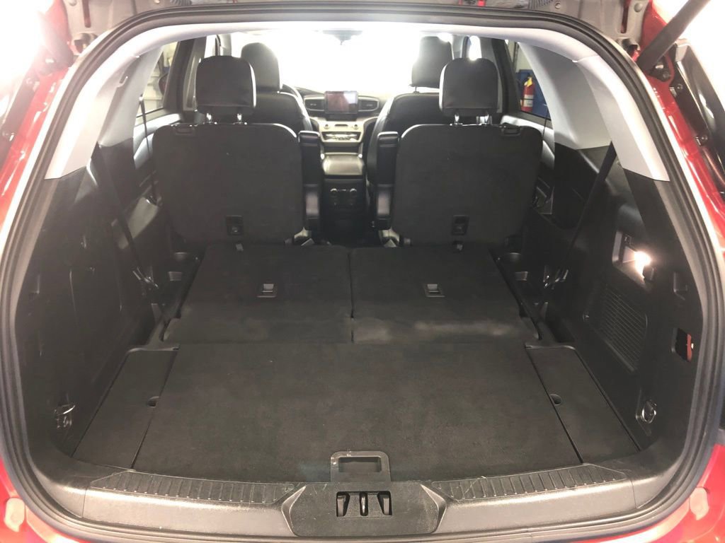 Certified 2022 Ford Explorer XLT w/ Equipment Group 202A image 23