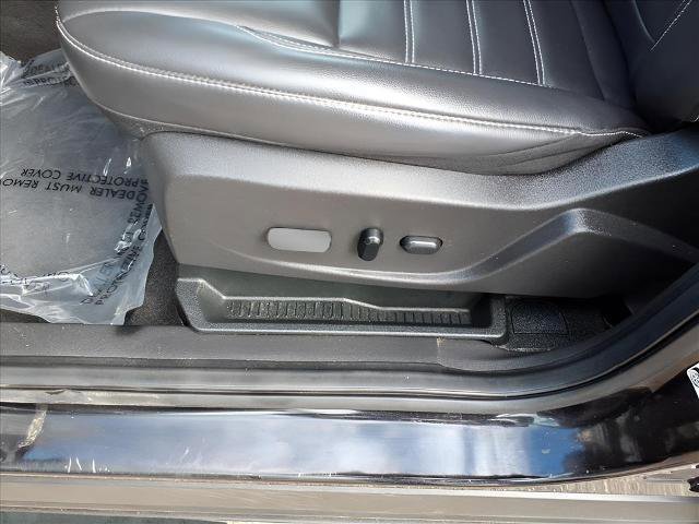 Certified 2019 Ford Escape SEL image 19