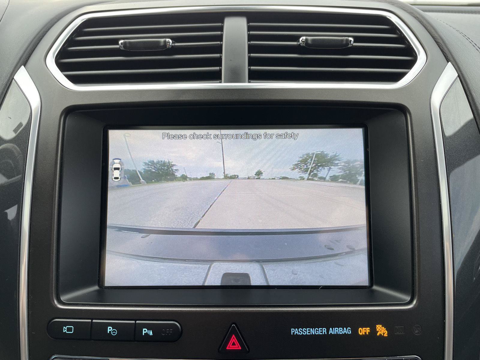 Certified 2017 Ford Explorer Platinum AWD/4WD image 27
