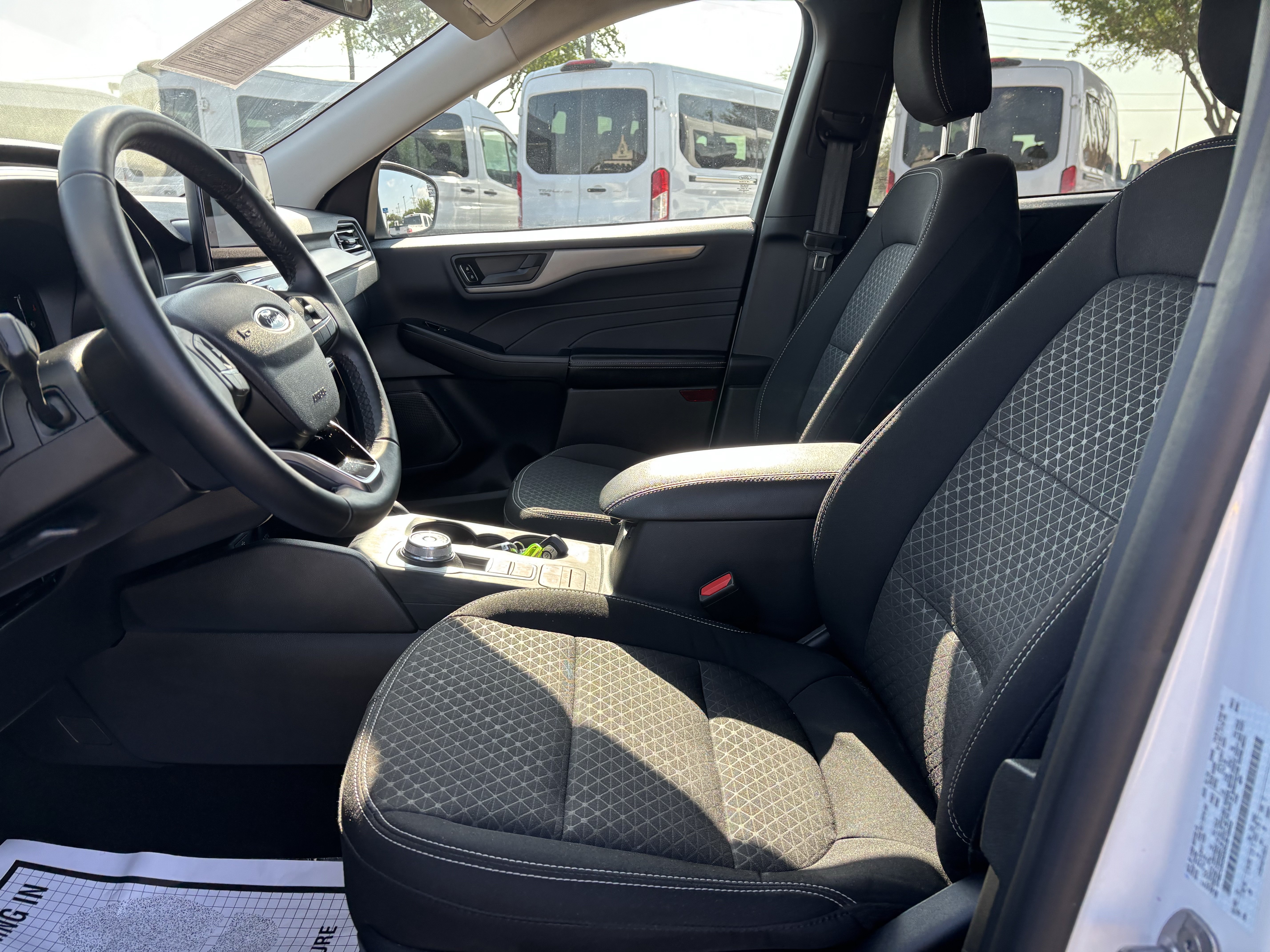 Certified 2024 Ford Escape Active FWD image 17
