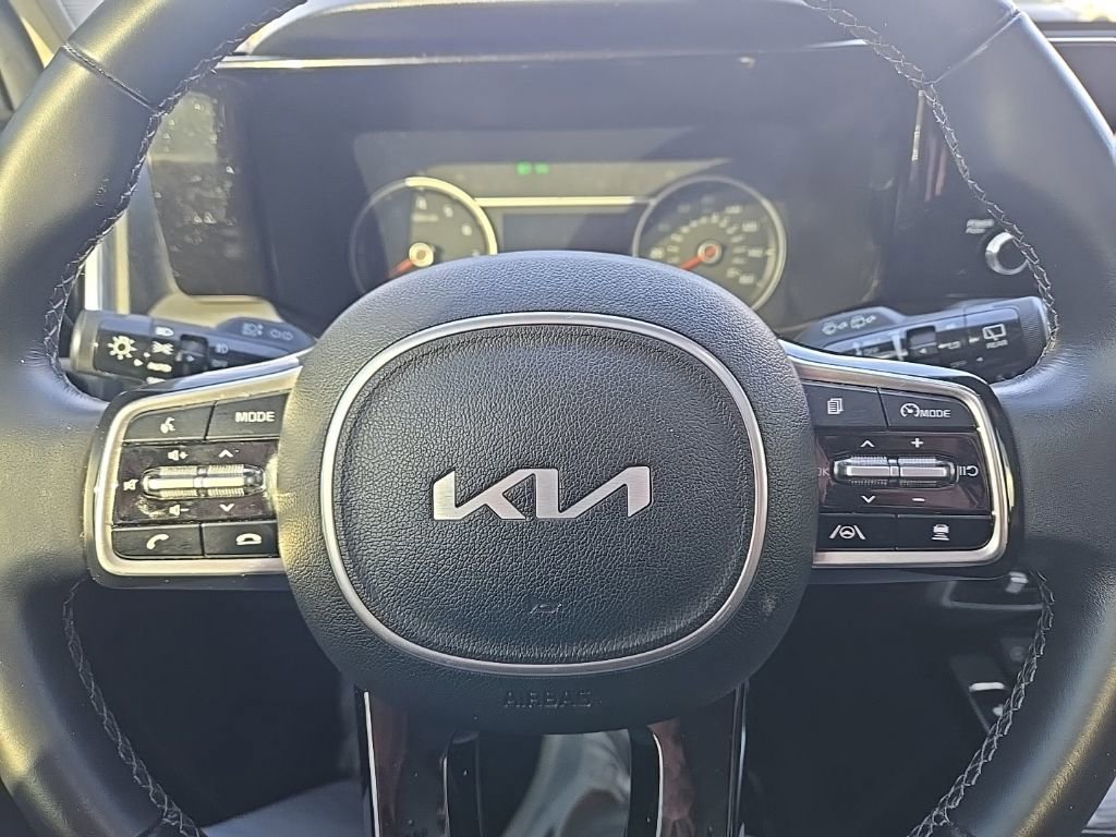 Used 2022 Kia Sorento SX image 3