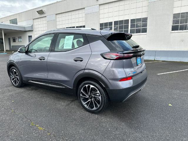 Used 2023 Chevrolet Bolt EUV Premier w/ Sun & Sound Package image 4