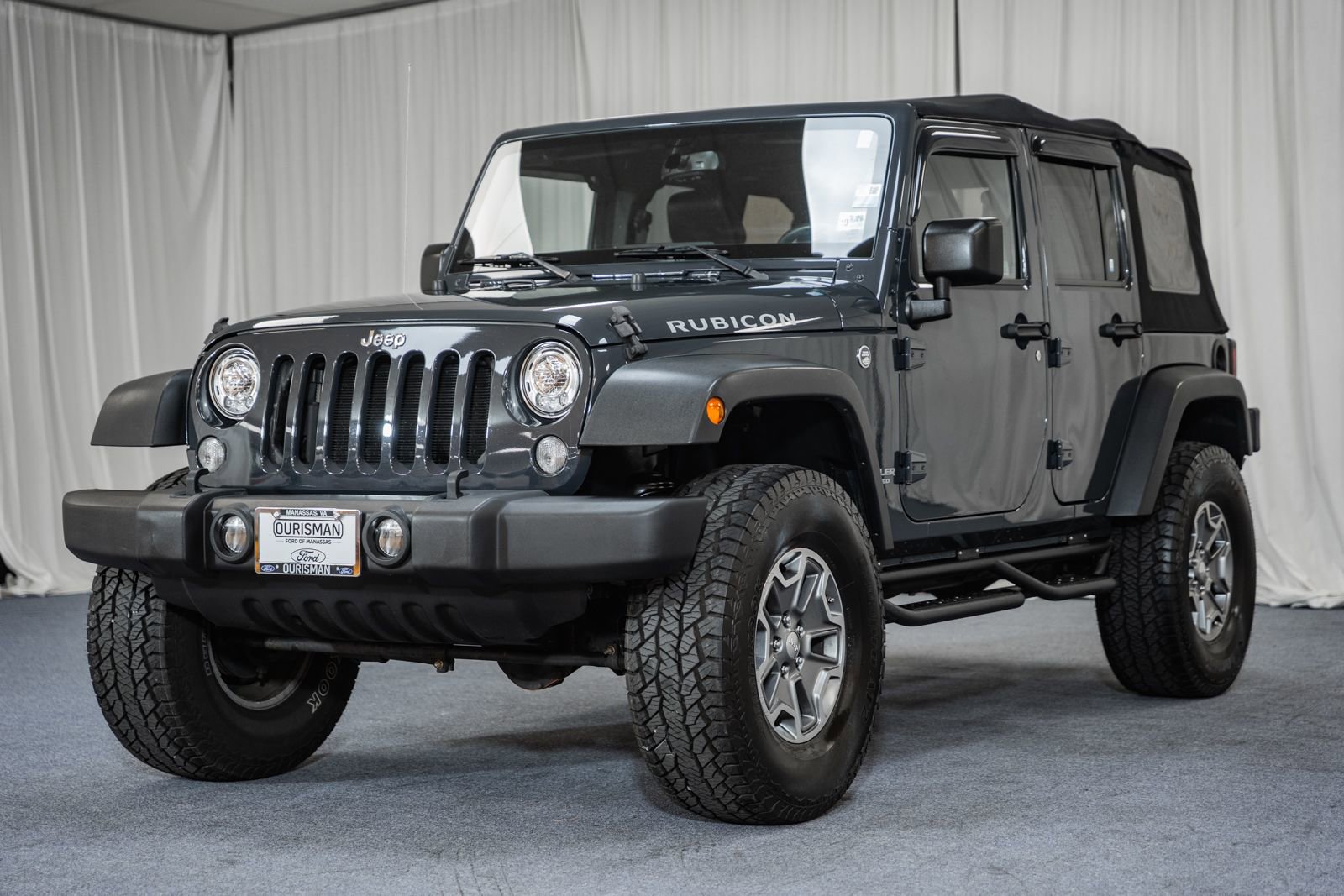 Used 2017 Jeep Wrangler Unlimited Rubicon w/ Connectivity Group image 3