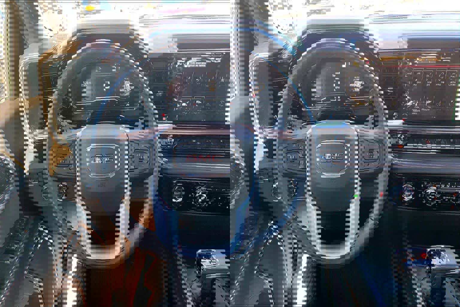 Used 2022 GMC Sierra 1500 SLT w/ SLT Convenience Package image 5