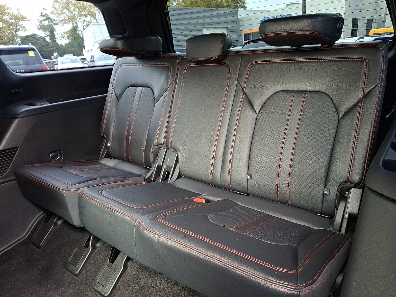 Certified 2022 Ford Expedition Limited AWD/4WD image 14