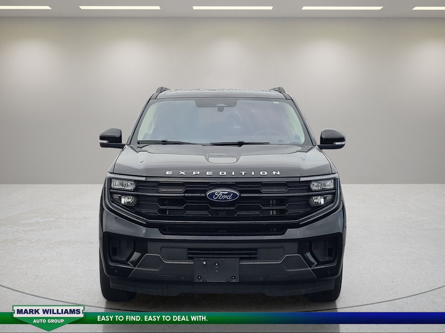 Certified 2025 Ford Expedition Active AWD/4WD image 9