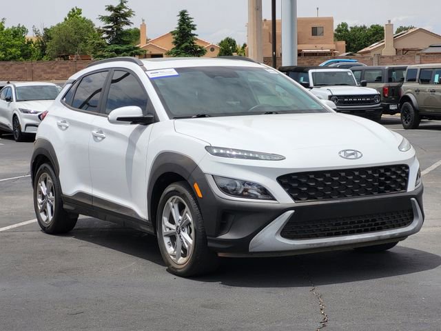 Used 2023 Hyundai Kona SEL w/ Convenience Package FWD image 3