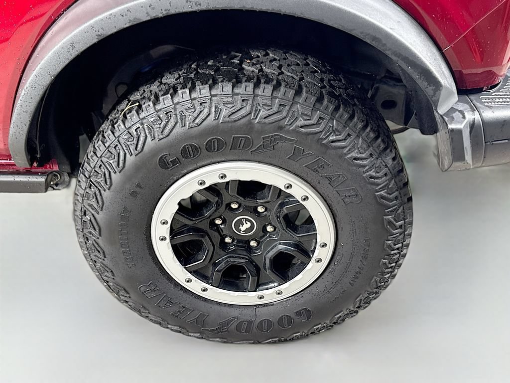 Certified 2025 Ford Bronco Badlands AWD/4WD image 32