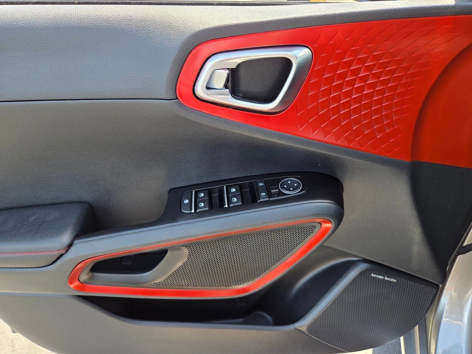 Used 2023 Kia Soul GT-Line w/ GT-Line Technology Package FWD image 18