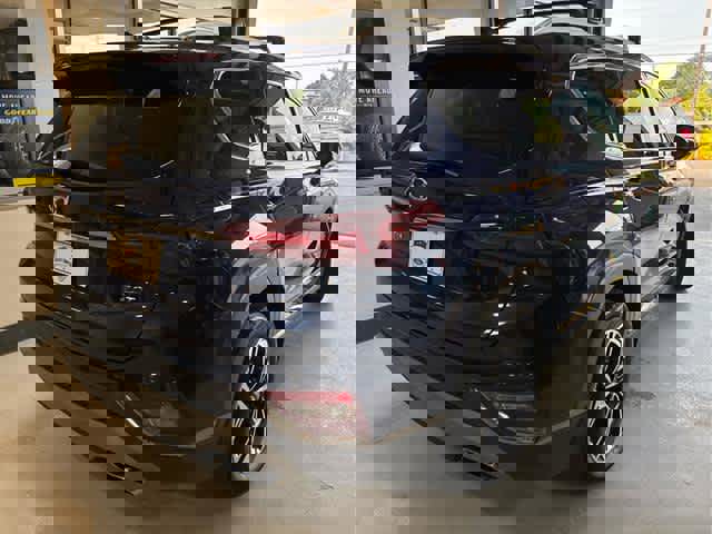 Used 2020 Hyundai Santa Fe Limited image 7