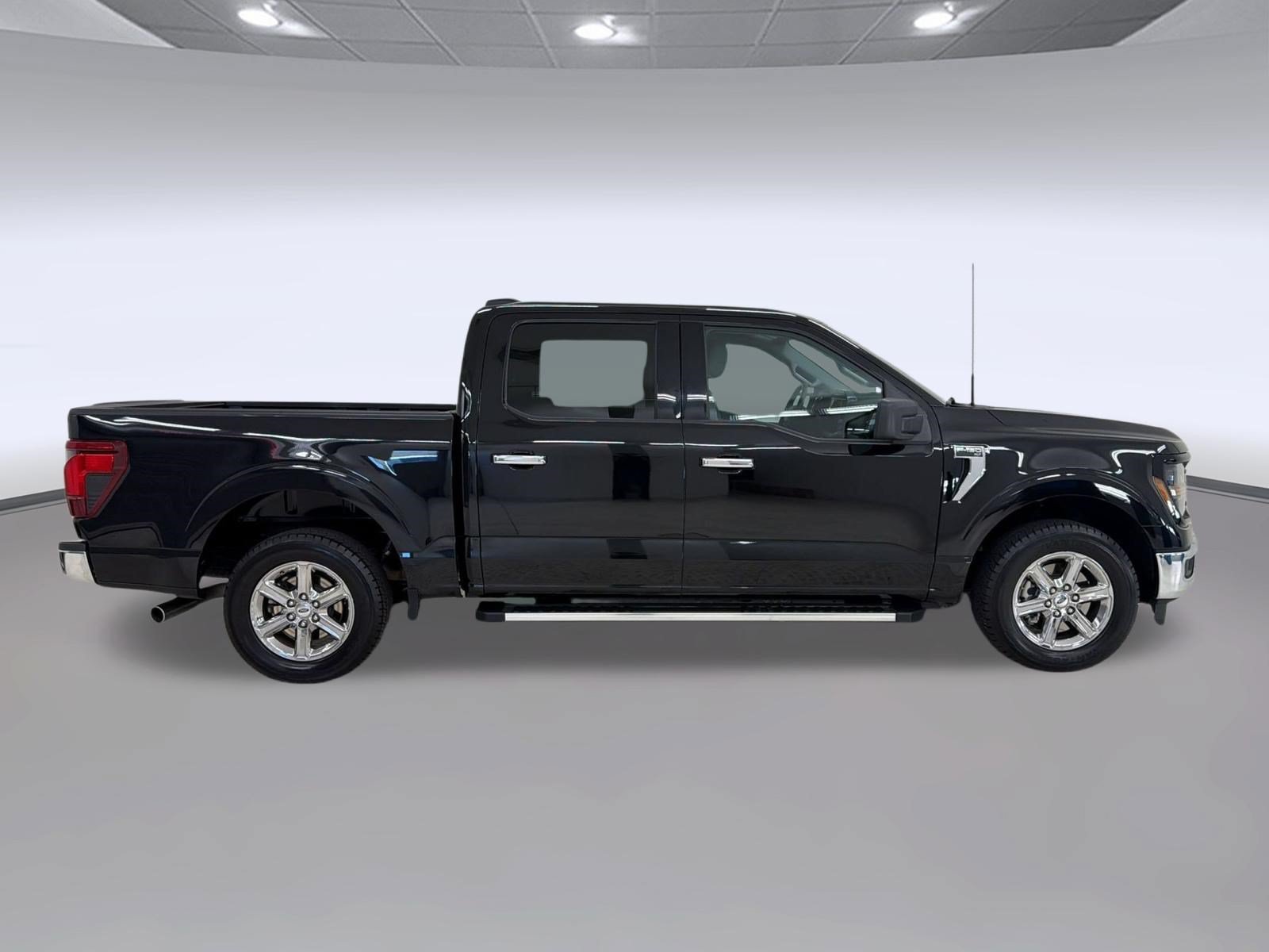 Certified 2025 Ford F150 XLT w/ Equipment Group 301A Standard RWD image 8