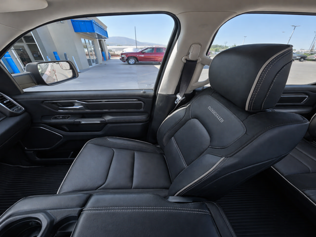 Used 2022 RAM 1500 Laramie AWD/4WD image 23
