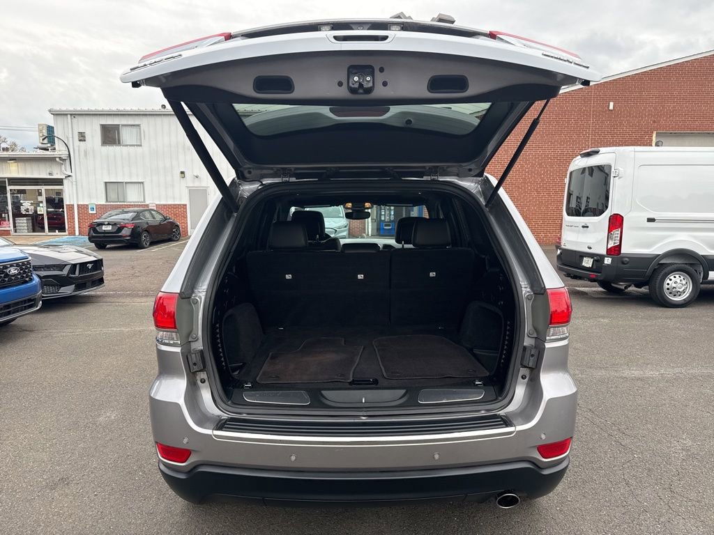 Used 2018 Jeep Grand Cherokee Limited image 9