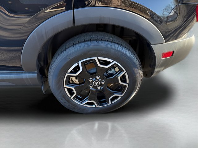 Certified 2025 Ford Bronco Sport Outer Banks w/ Outer Banks Tech Package+ AWD/4WD image 26