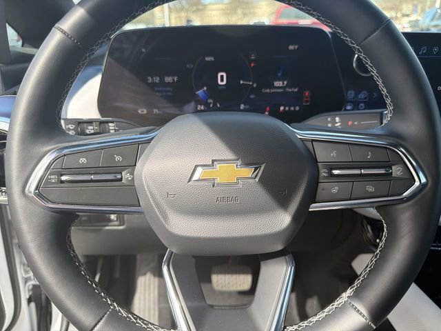 Used 2025 Chevrolet Equinox EV LT image 13